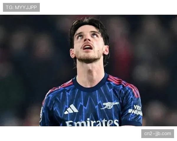 尼斯主场战平斯特拉斯堡，球迷现场抗议球队近期表现