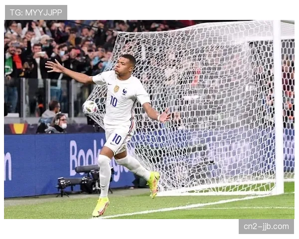 “她改变了比赛”：球迷在社交媒体发起活动致敬即将退役的陶乐西